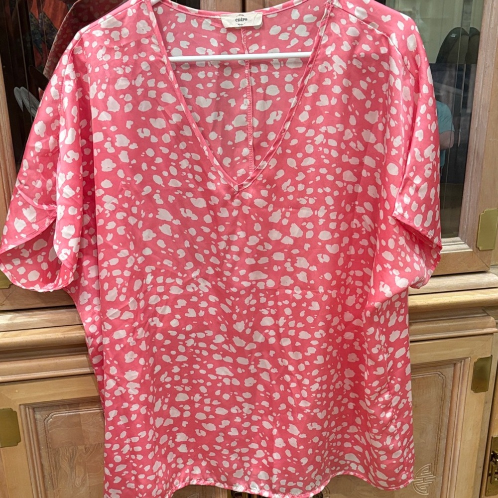 Entro Pink and White satin v-neck  Blouse